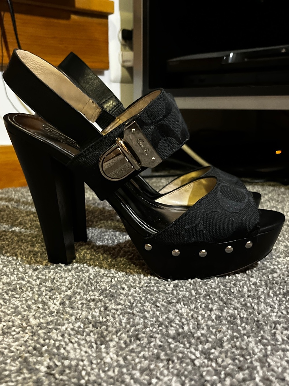 Coach Darcy Platform